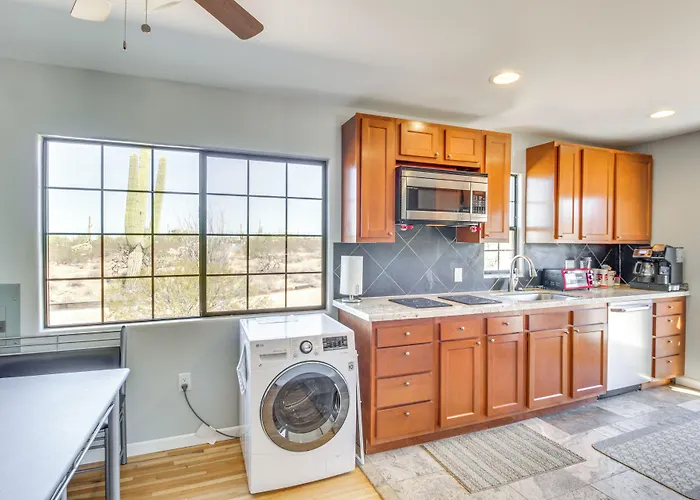 Secluded W/ Viewing Decks + Privacy! *